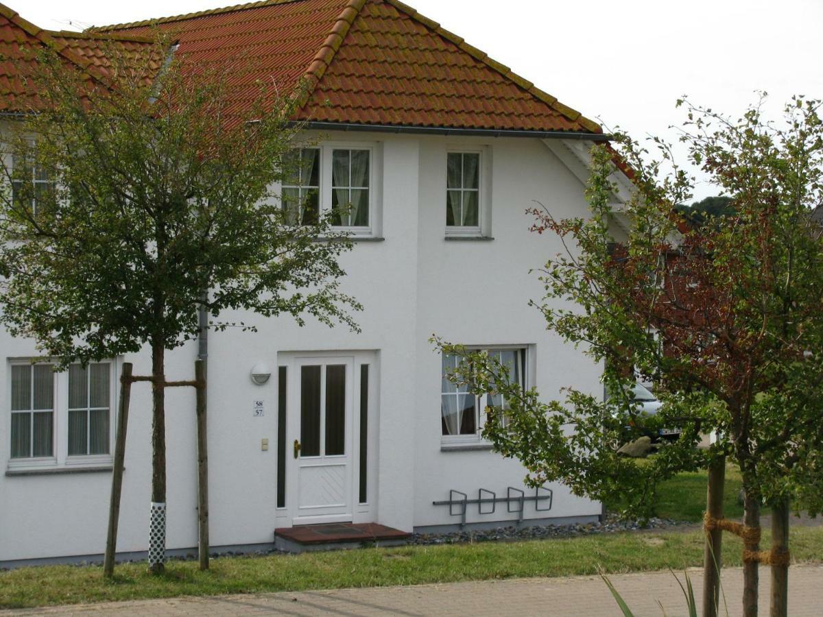 Ferienapartment-Ruegen Neddesitz Exterior foto